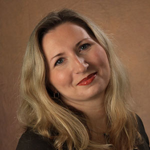 Janaura Bishop headshot