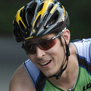 Todd Busha headshot